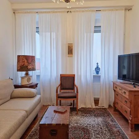 Antikes Haus An Der Mosel