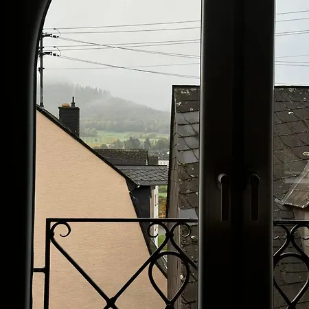 Antikes Haus An Der Mosel